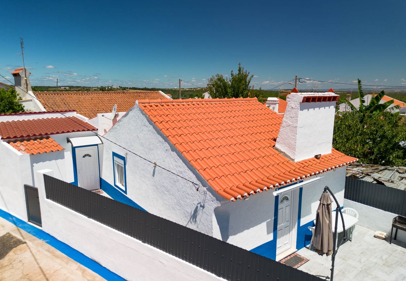 Casa em São Domingos de Ana Loura - Alentejo Poolside By Gt House