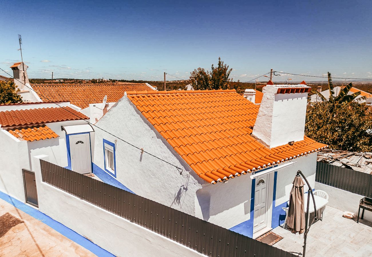 Casa em São Domingos de Ana Loura - Alentejo Poolside By Gt House