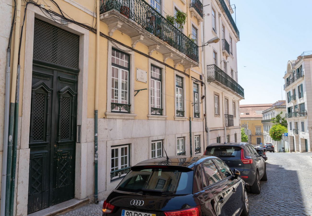 Ferienwohnung in Lissabon - Chic  & Elegant  Lapa By GT House