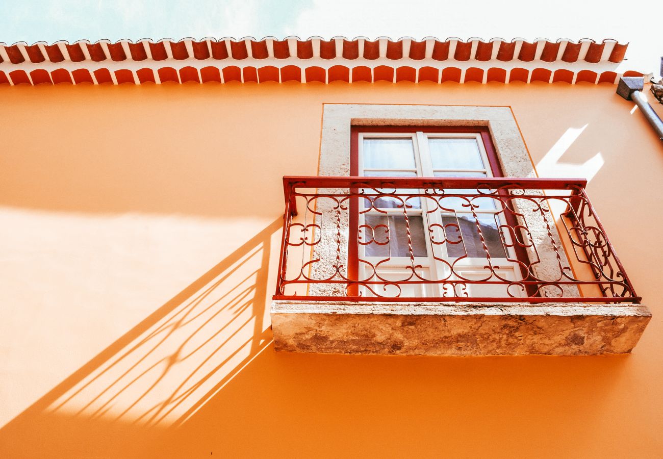 Apartment in Lisbon - Kalathos House 1 with Terrace By Gt  House